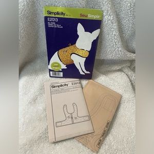 NEW Uncut Simplicity E2013 SewSimple Dog Cat Pet Coat Sewing Pattern XXS-M